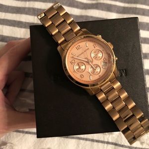 Michael kors oversized rose gold watch